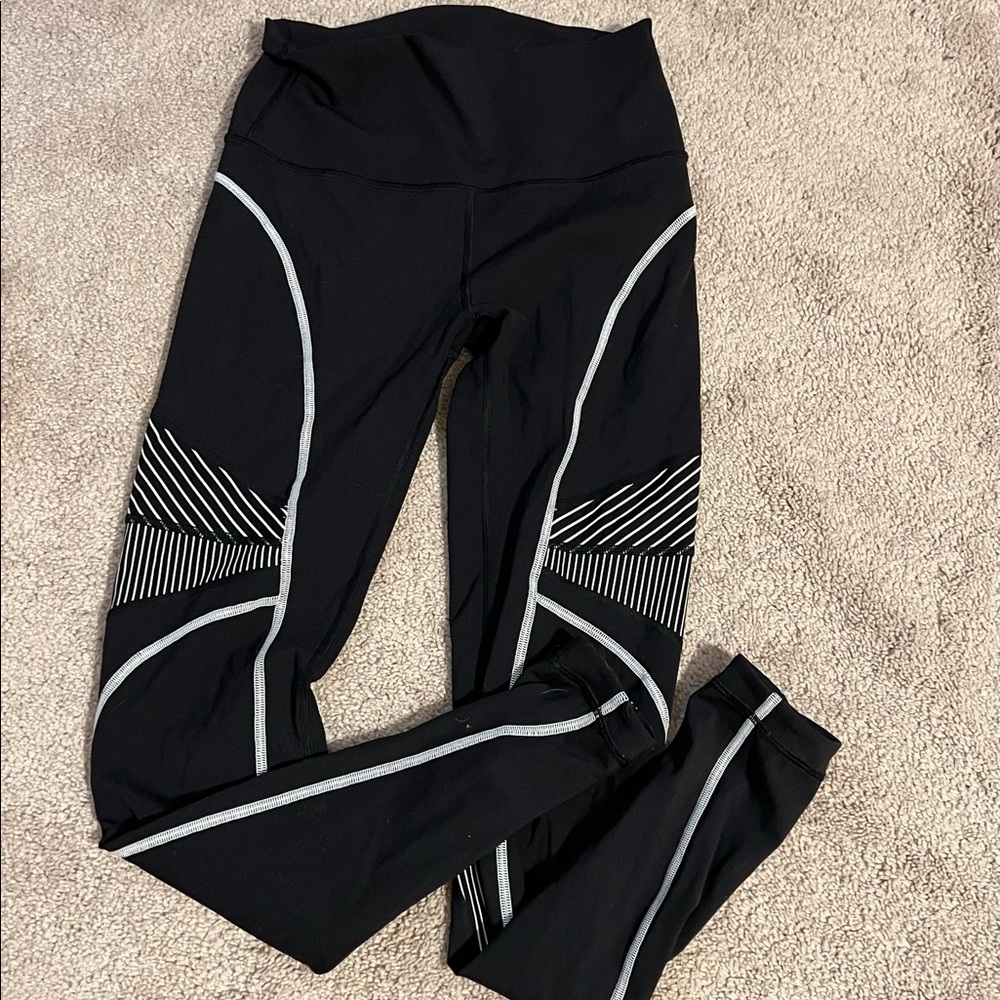 Lululemon 🍋 Black & White Striped Leggings